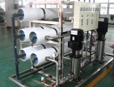 化妝品、精細化工行業(yè)用水制取設備
